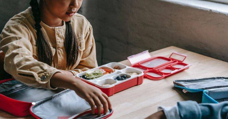 Pexels/Katerina Holmes