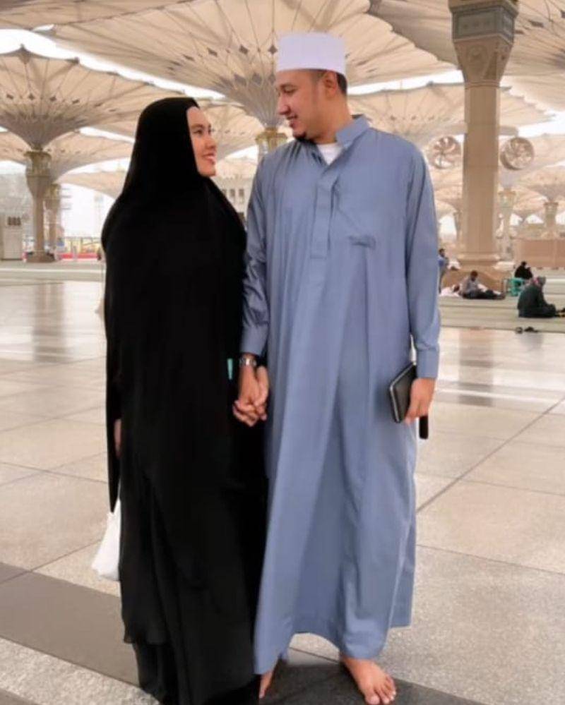 Instagram.com/@kartikaputriworld