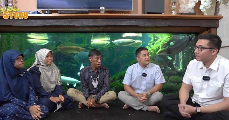 YouTube.com/deHakims Story