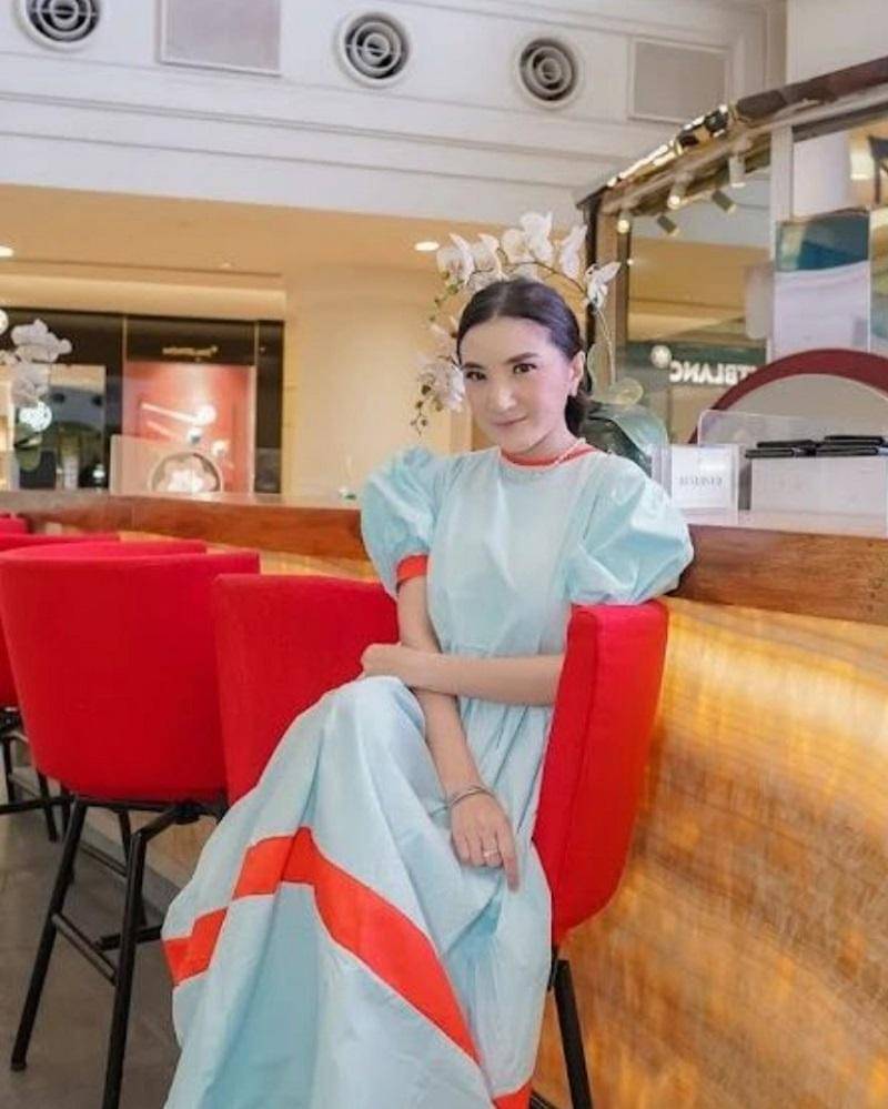 instagram.com/kikiamaliaworld