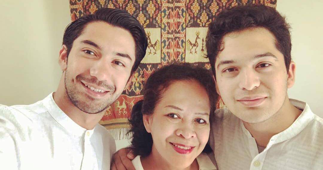 Instagram.com/officialpilarez