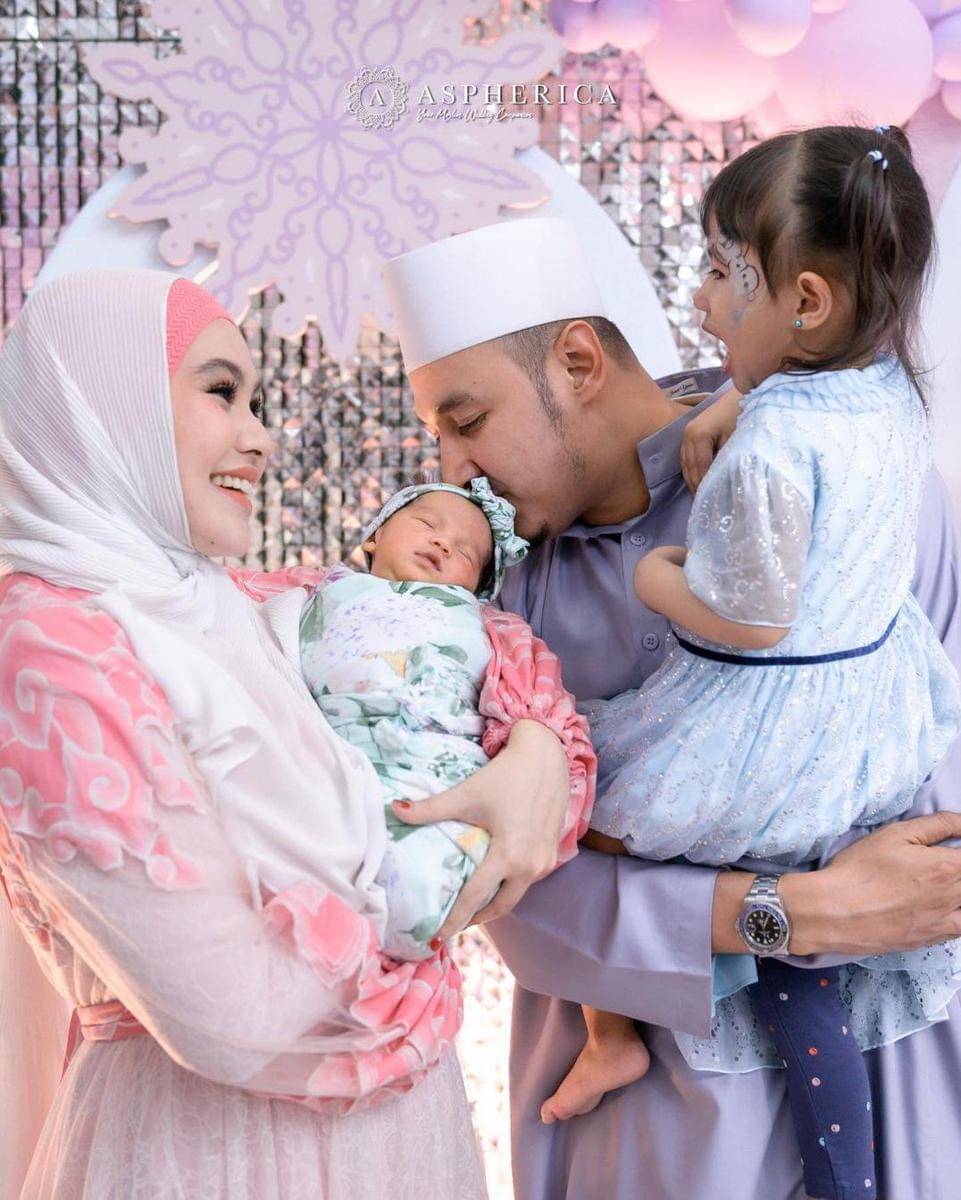 Instagram.com/kartikaputriworld