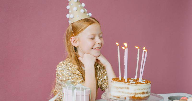 15 Ucapan Selamat Ulang Tahun untuk Kakak Perempuan Tersayang