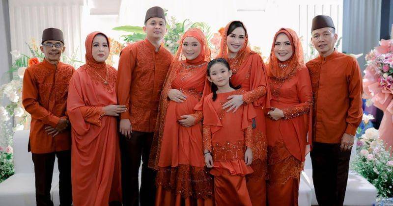 Instagram.com/syifaasyifaaa & Instagram.com/ayutingting92