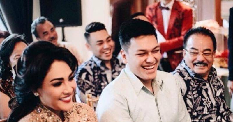 Instagram.com/Elizabethkardinal