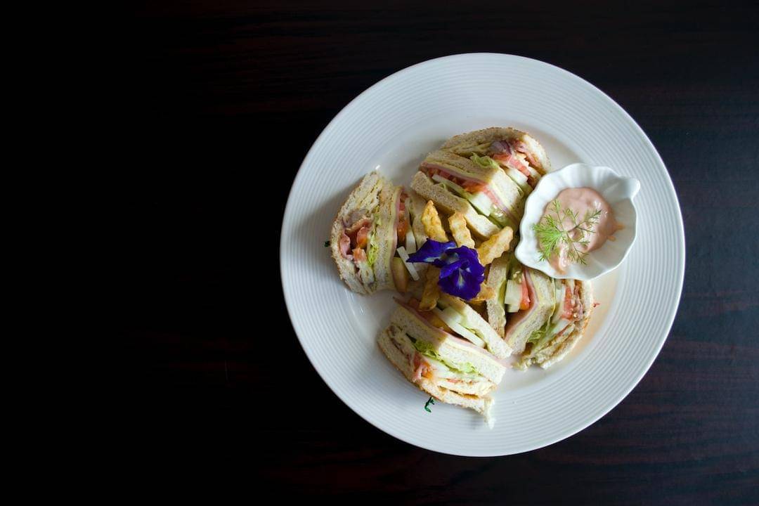 Pexels/Archie Binamira