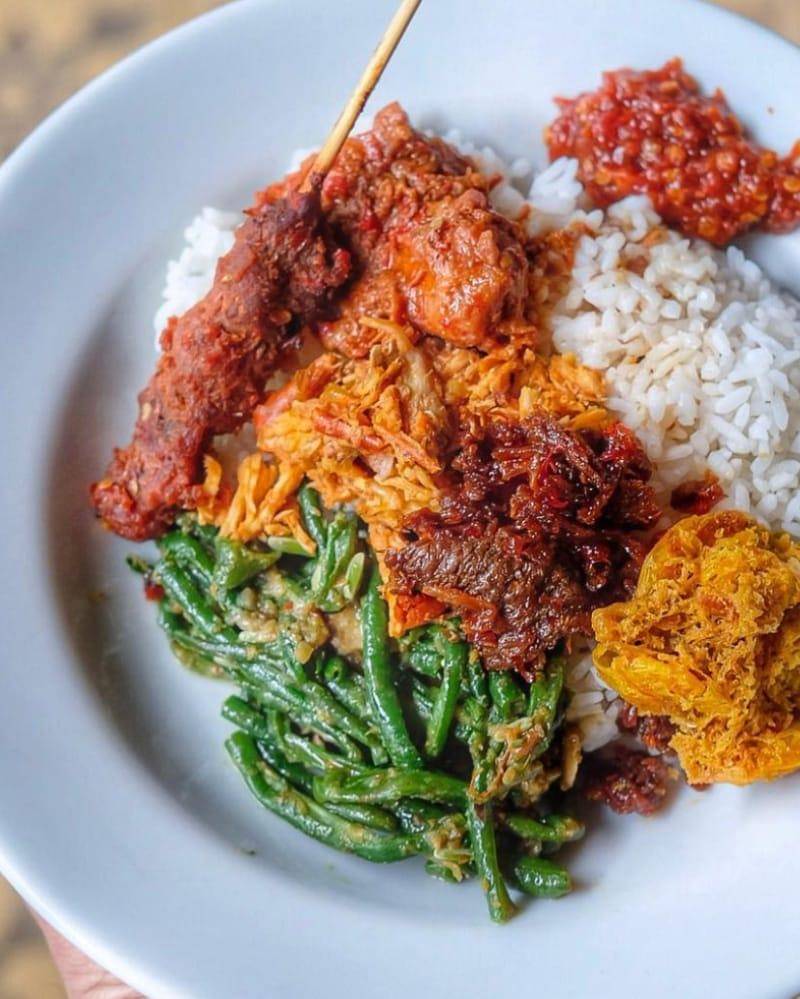 Instagram.com/ericekos