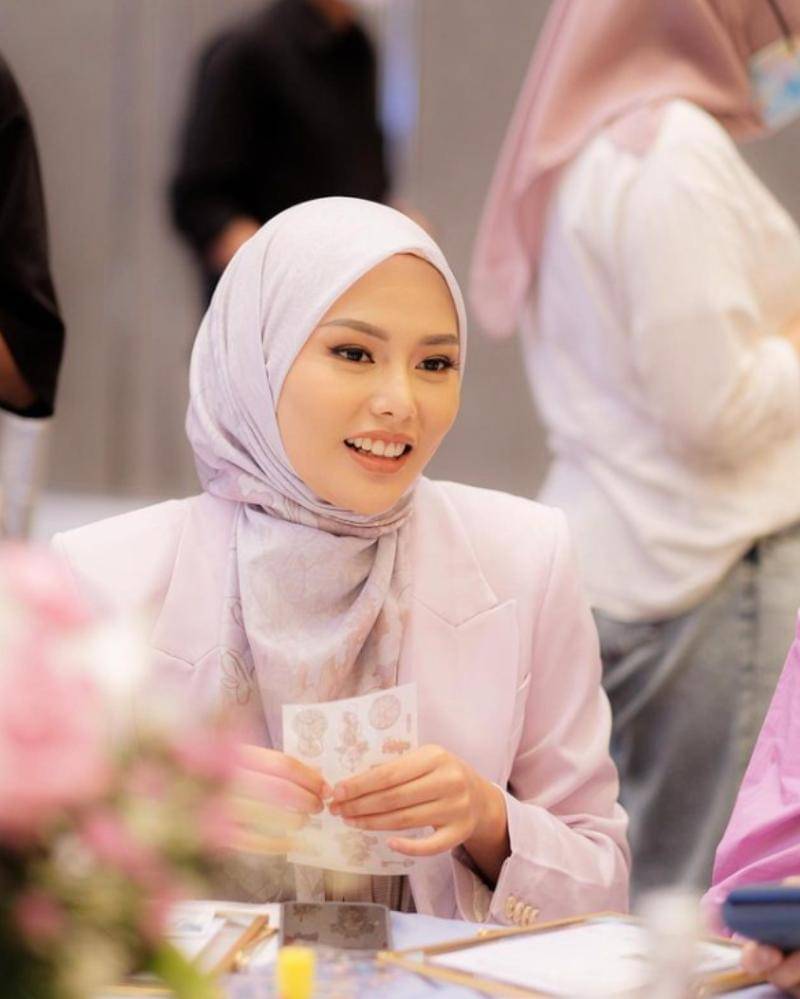 Instagram.com/daraarafah