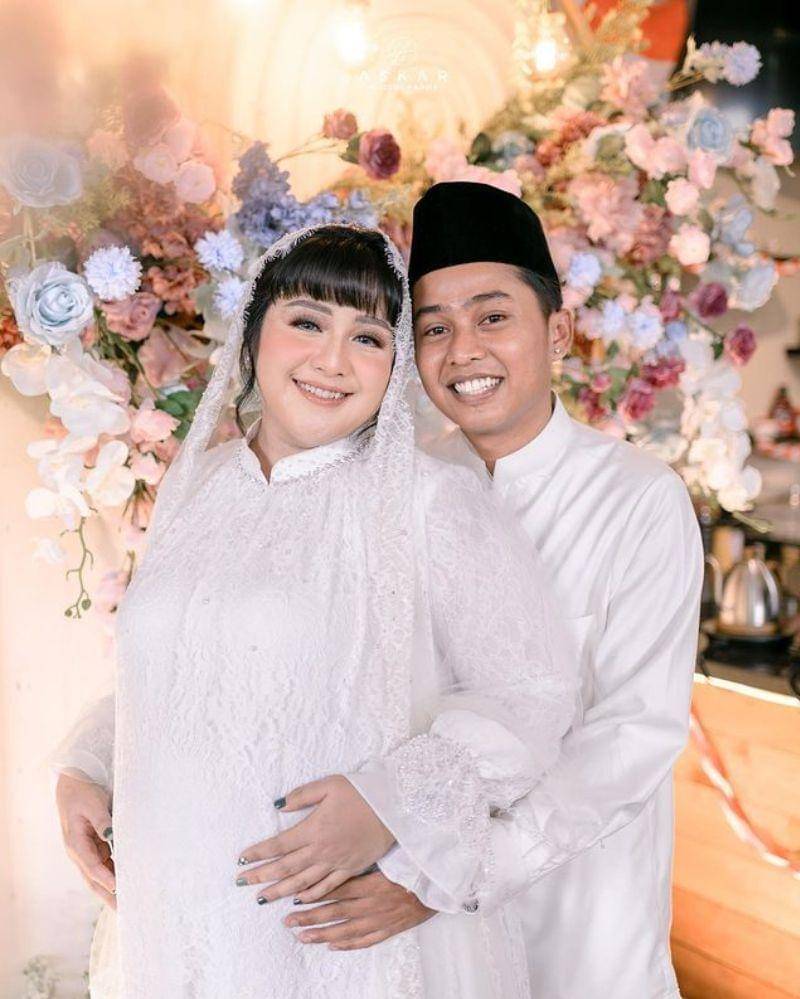 Instagram.com/@fitriarasyidi