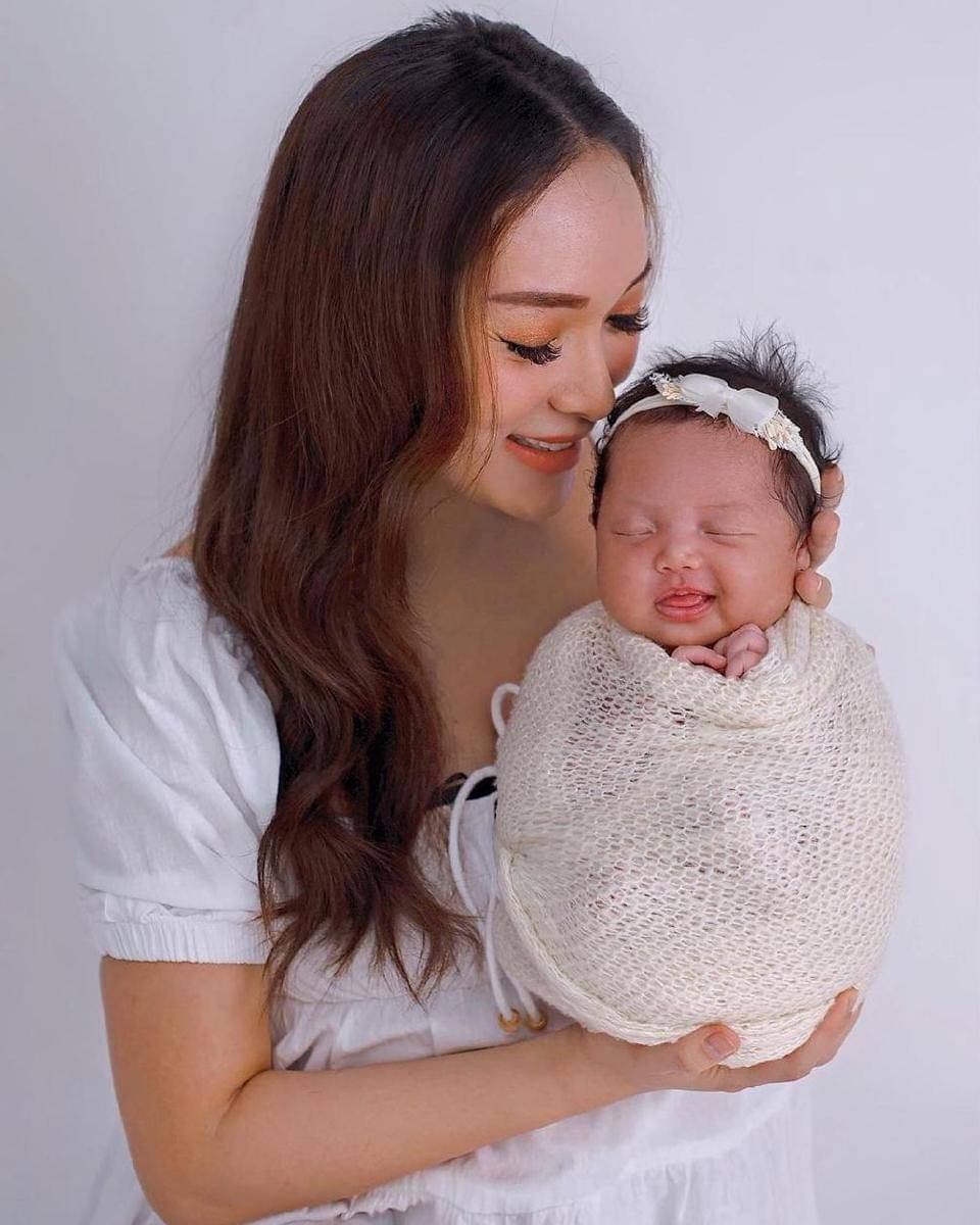 Instagram.com/zaskia_gotix