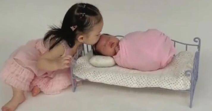 Instagram.com/zaskia_gotix