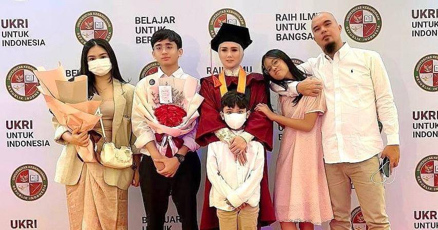 Instagram.com/mulanjameela1