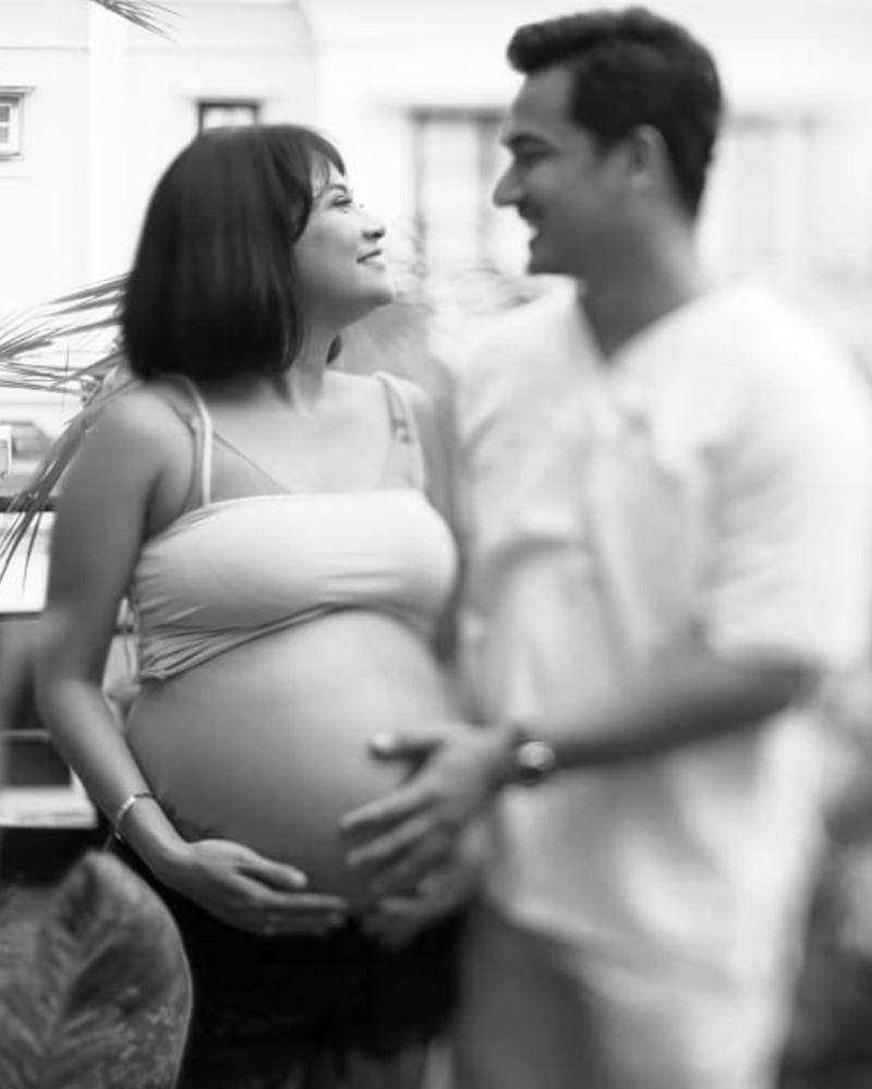 Youtube.com/Vanessa AngeL TV