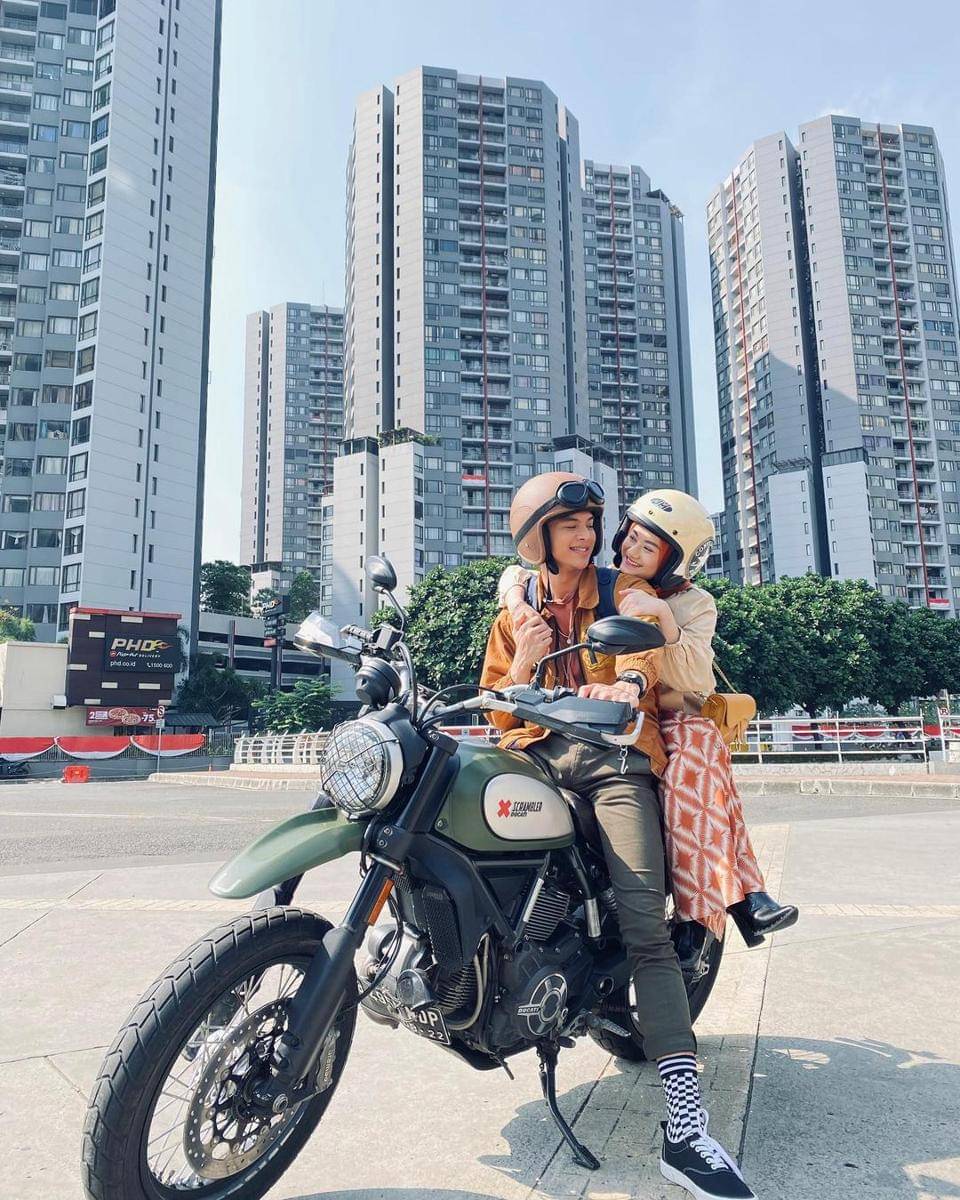 Instagram.com/rey_mbayang