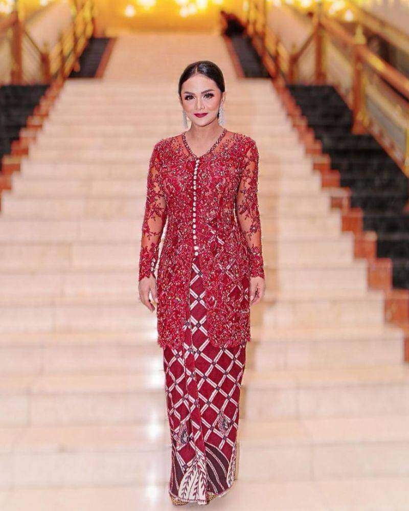 Instagram.com/krisdayantilemos