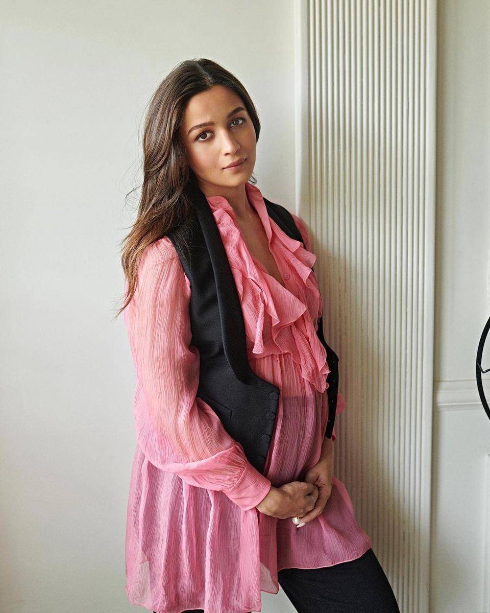 Instagram.com/AliaaBhatt