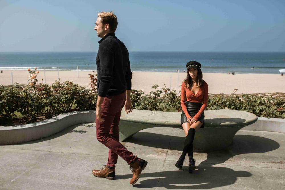 ilustrasi hubungan suami istri retak