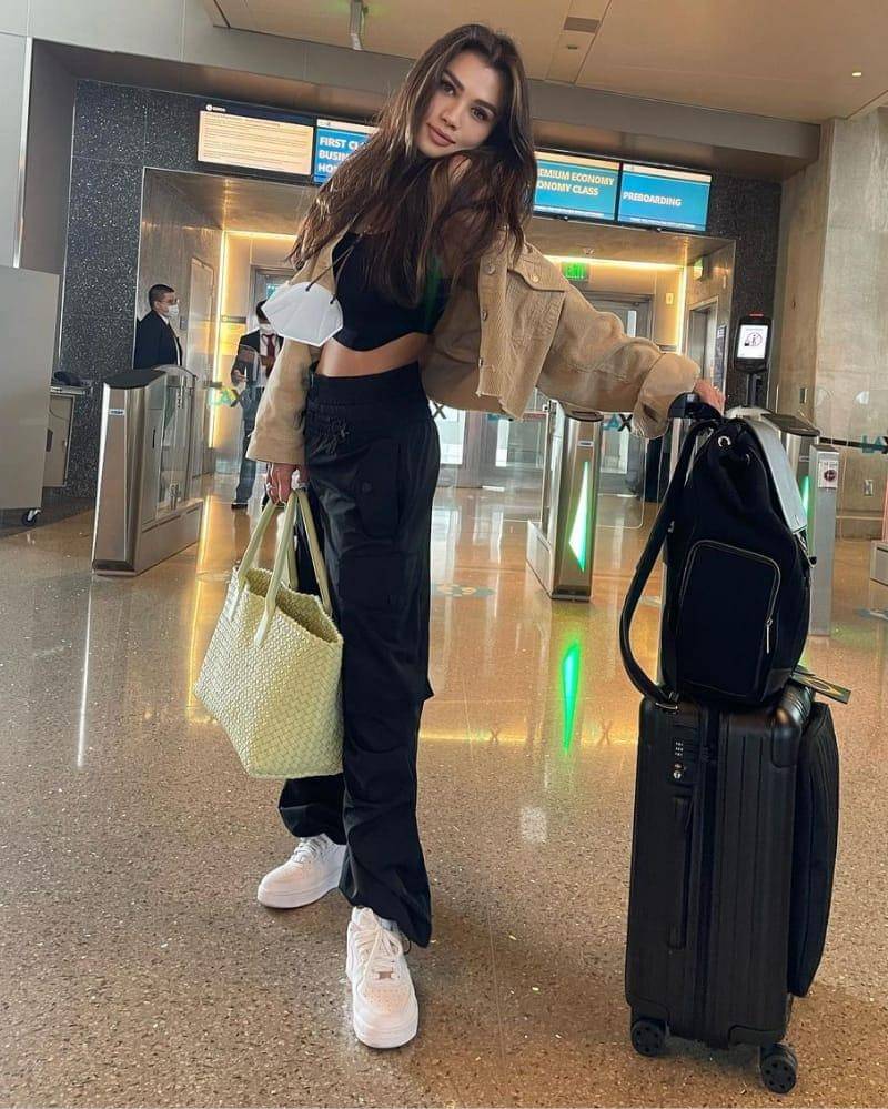 Instagram.com/adindabakrie