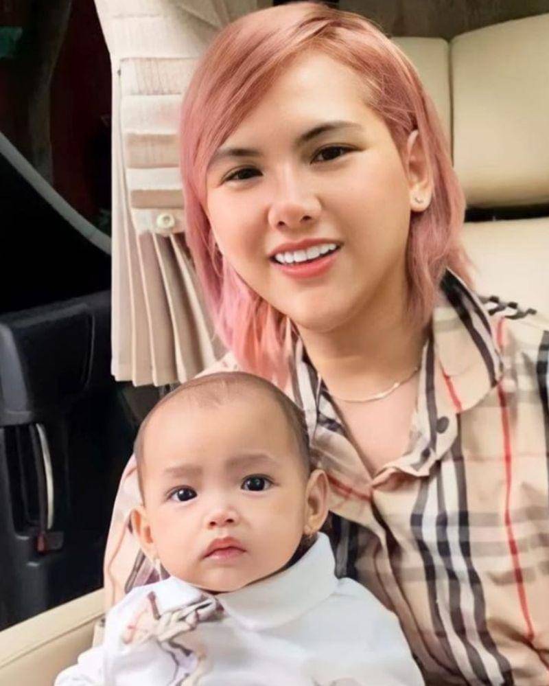 Instagram.com/@evelinnadaanjani