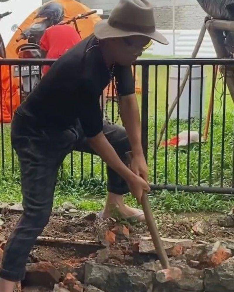 Instagram.com/genhalilintar