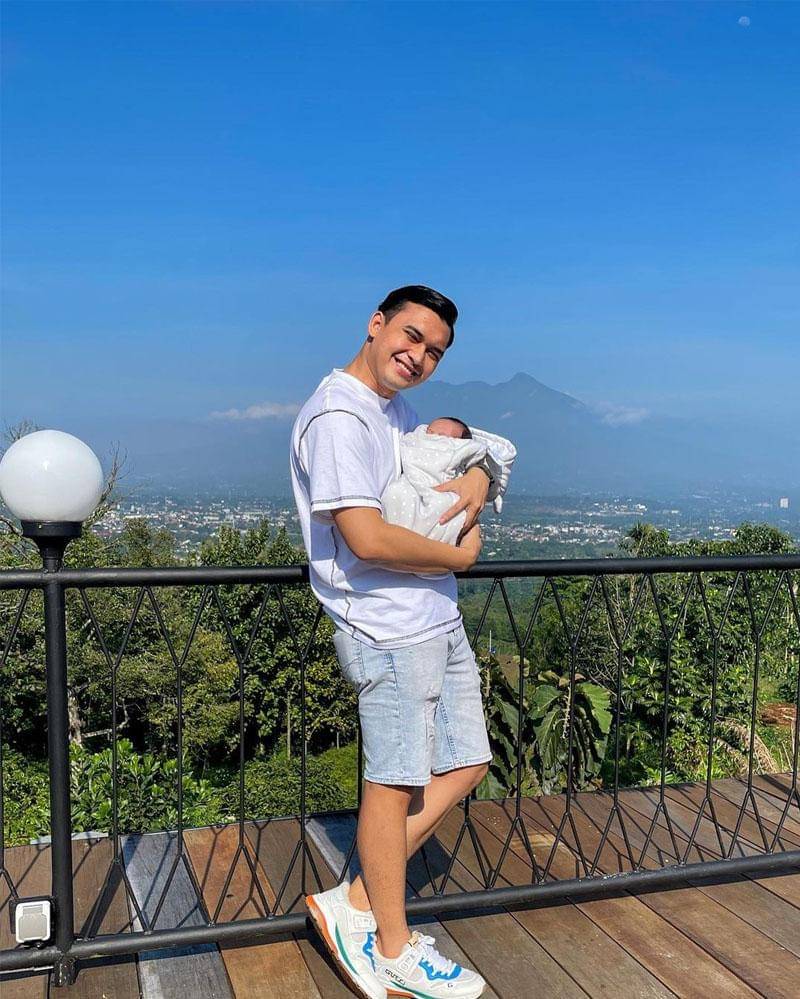 Instagram.com/ikbalfauzi_