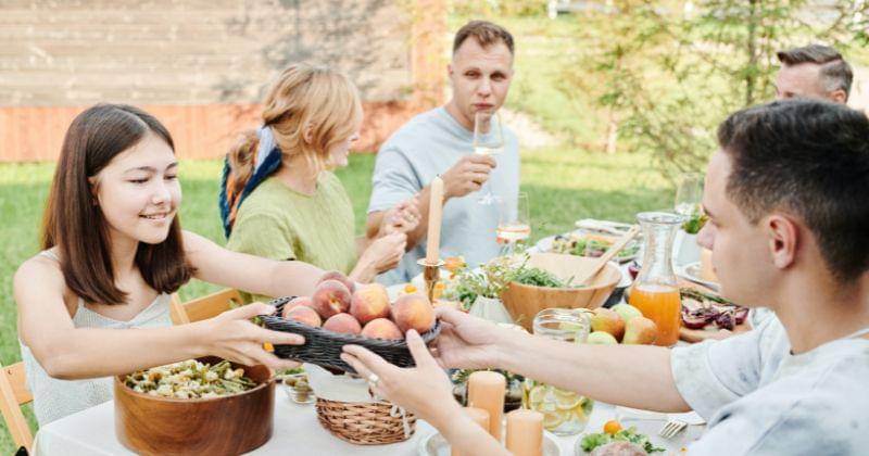 Pexels/Julia M Cameron