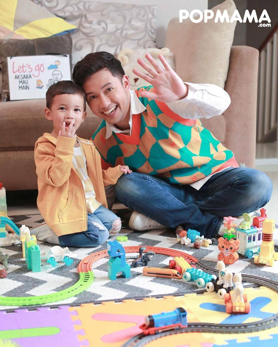 Photoshoot dilakukan dengan menaati protokol kesehatan - Popmama.com/Michael Andrew