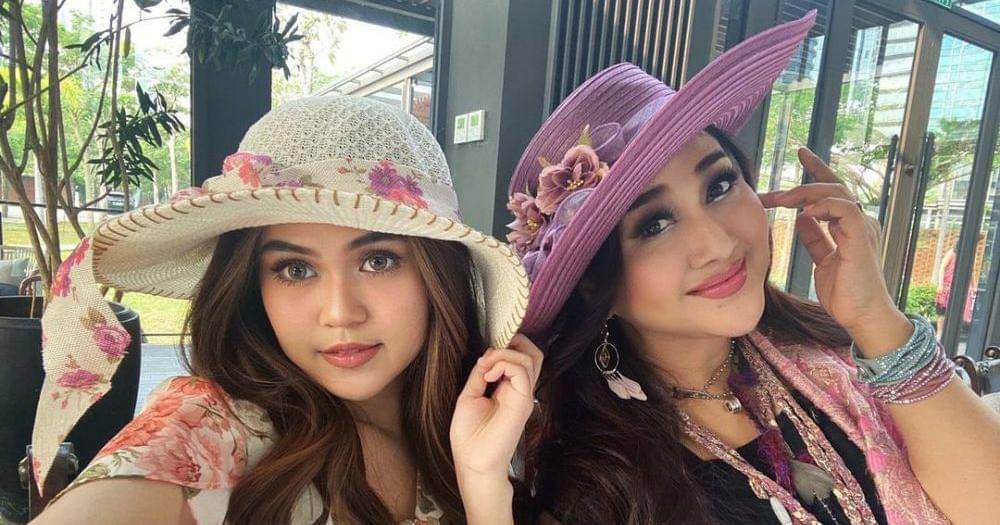 Instagram.com/indrayanigr