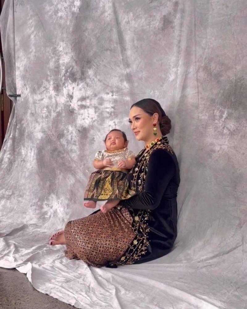 Instagram.com/cantikawannadewi