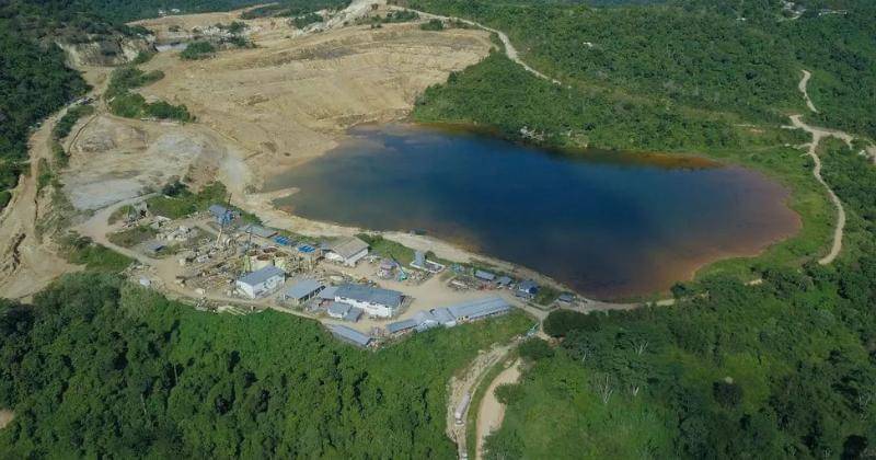 Instagram.com/nandhart_duabelas