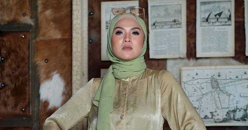 Instagram.com/deliaseptianti