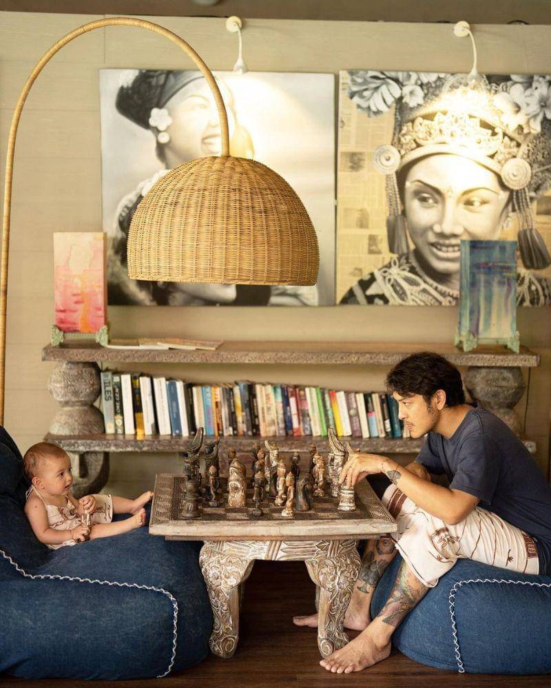 Instagram.com/nadinelist