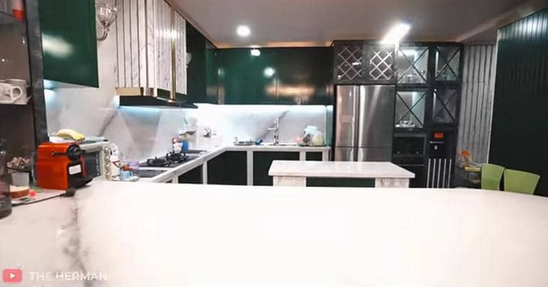 YouTube.com/The Hermansyah A6