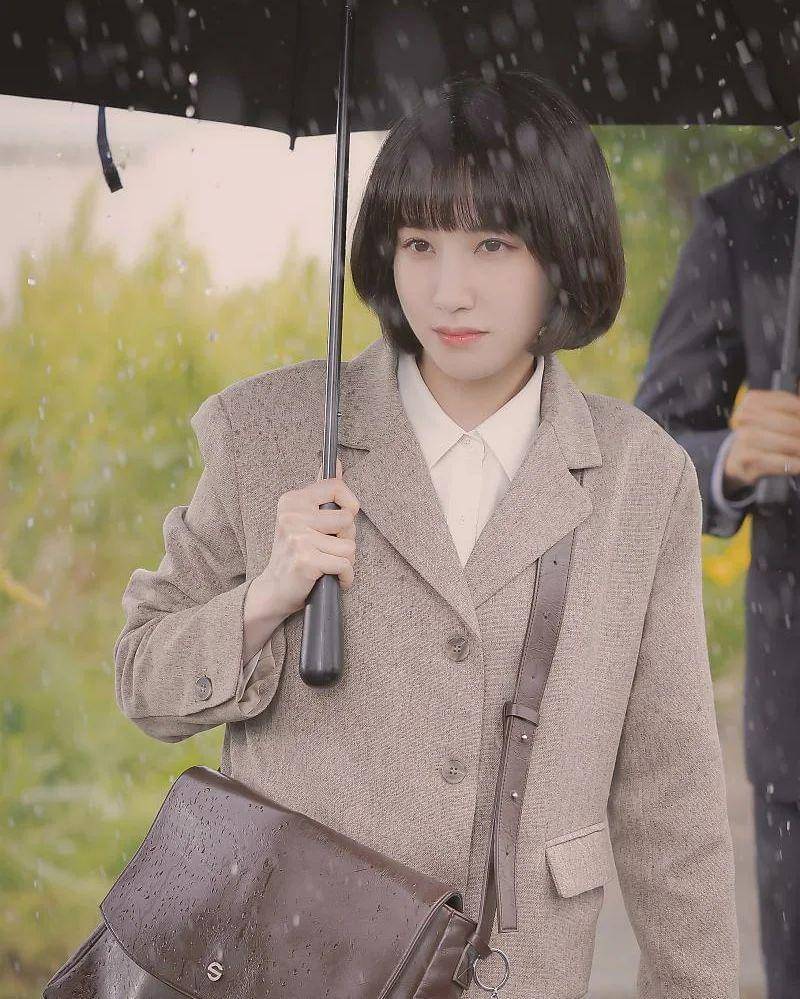 Instagram.com/woo_young_woo