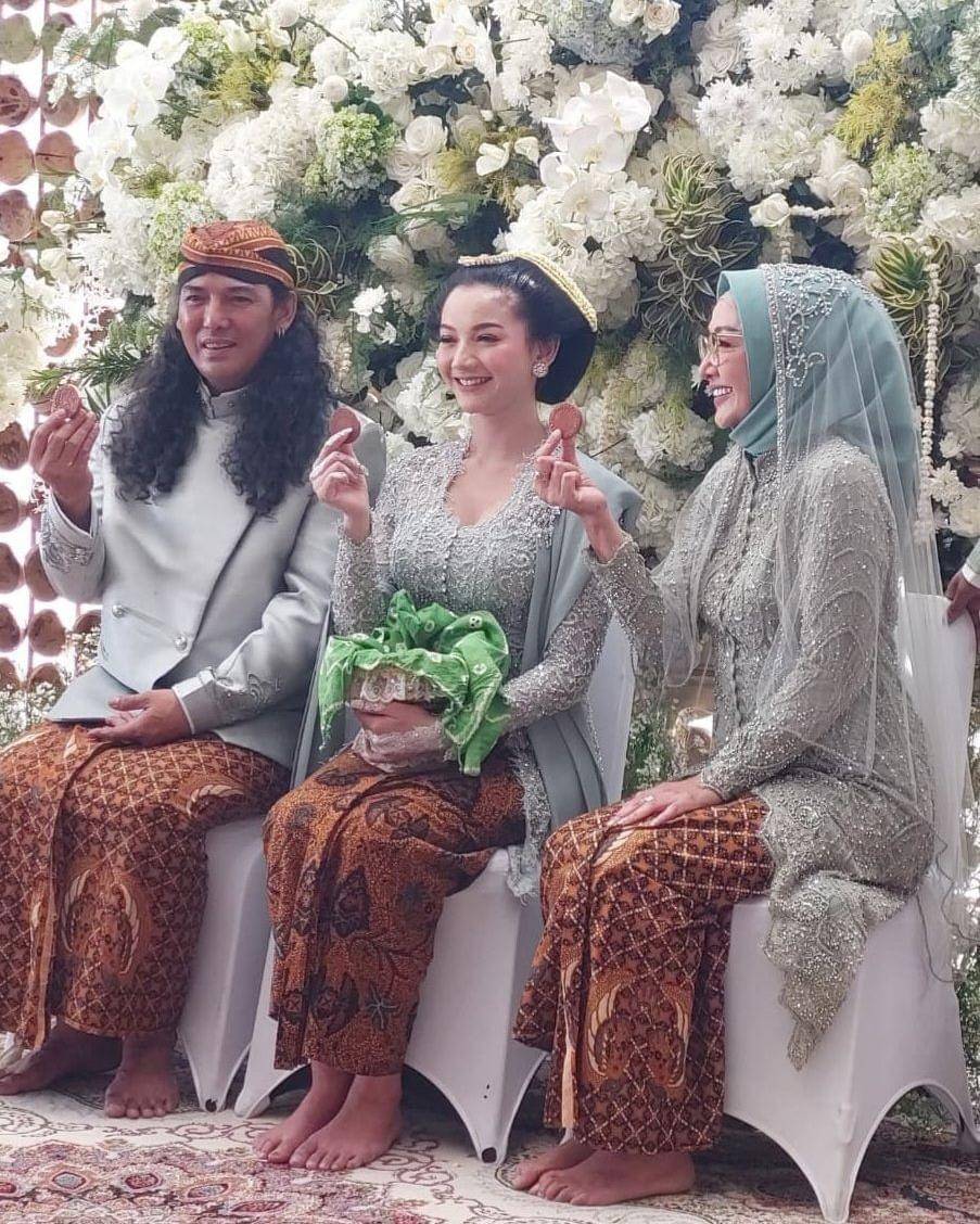 Instagram.com/perabotemanten