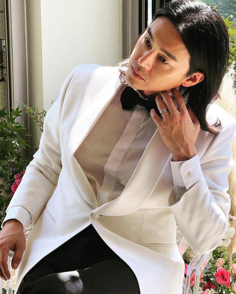 Instagram.com/sunghyukred