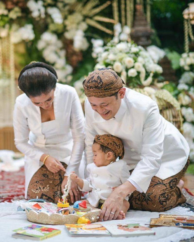 Instagram.com/titiradjopadmaja