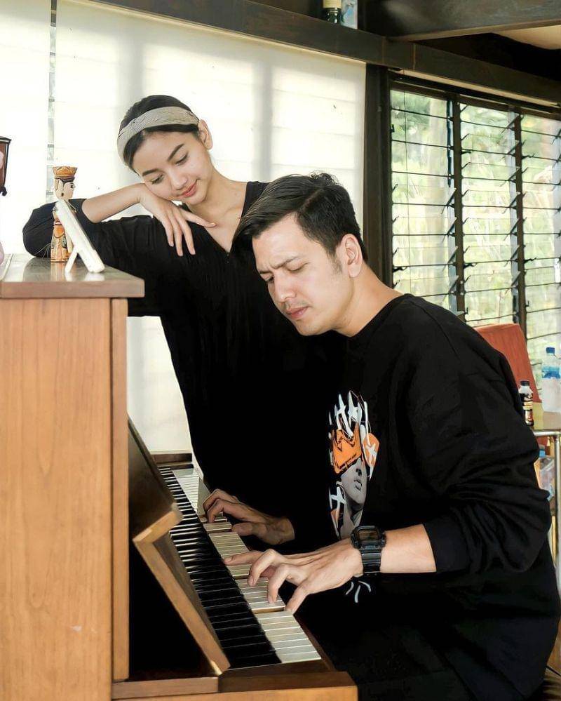 Instagram.com/rendijhonpratama