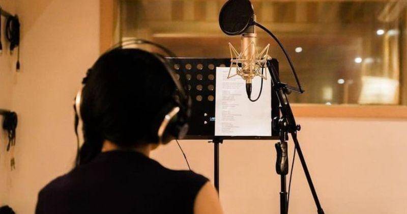 Instagram.com/deelestari