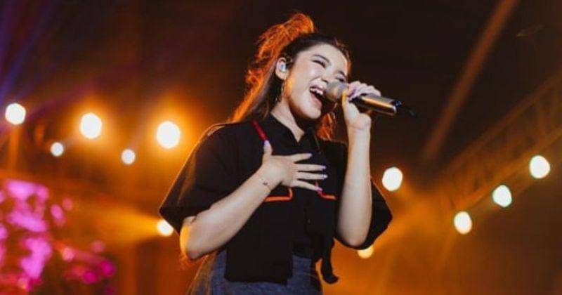 Instagram.com/tiaraandini