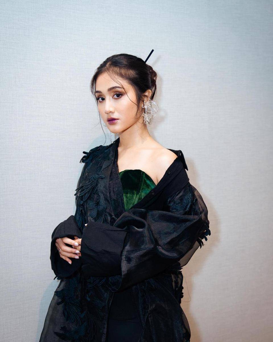 Instagram.com/zulfamaharani