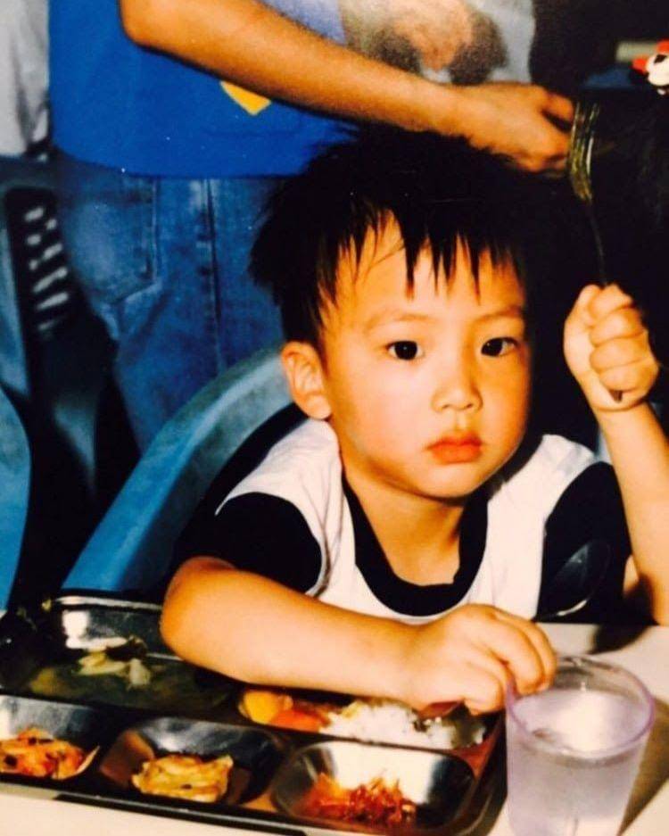 Twitter.com/jinswholeworld