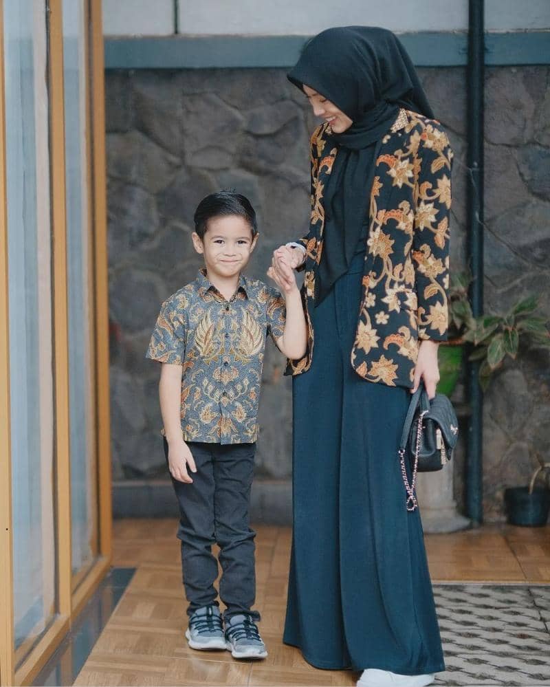 Instagram.com/ichasoebandono