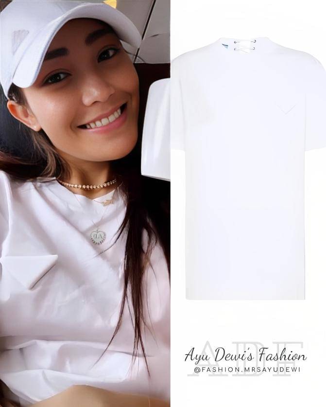 Instagram.com/fashion.mrsayudewi