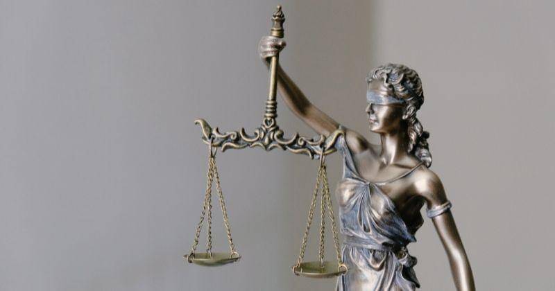 Unsplash/tingeyinjurylawfirm