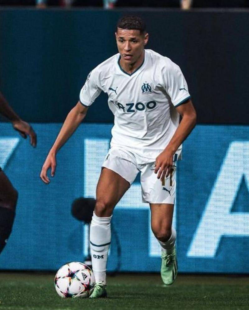 Instagram/Amineharit