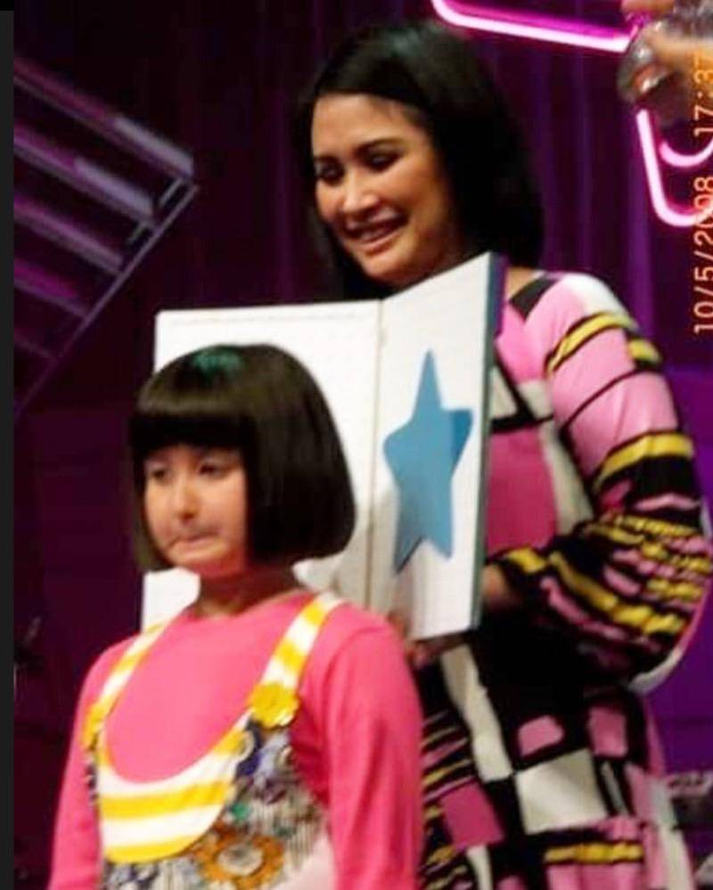 Instagram.com/stephaniepoetri