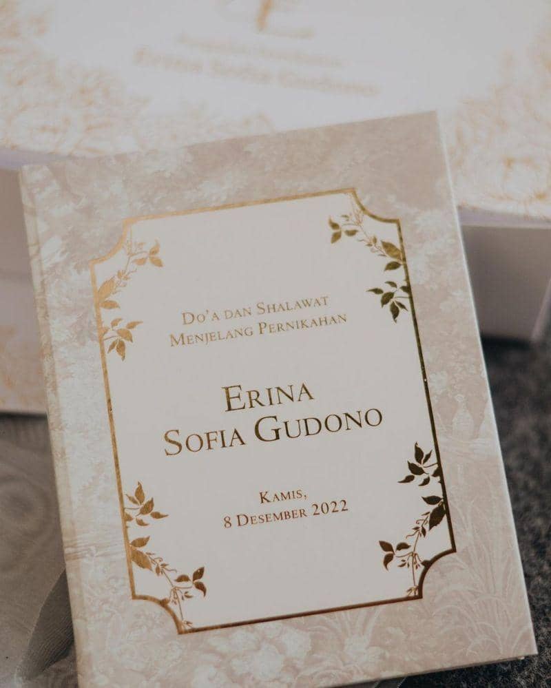 Instagram.com/thebridestory