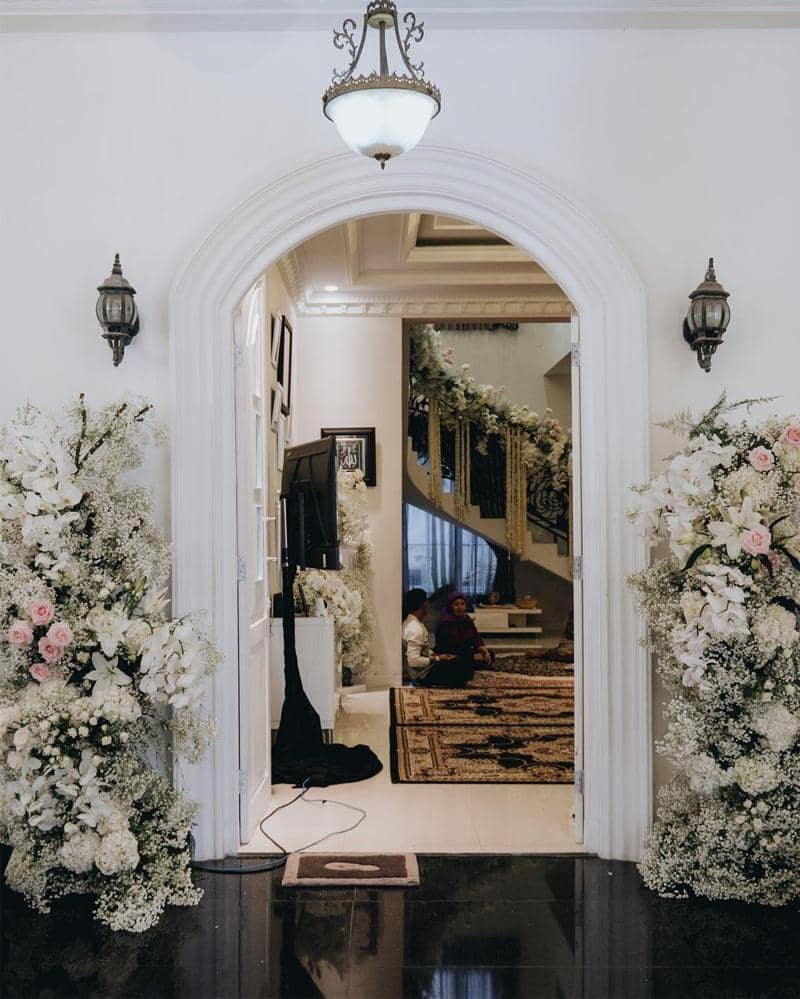 Instagram.com/thebridestory
