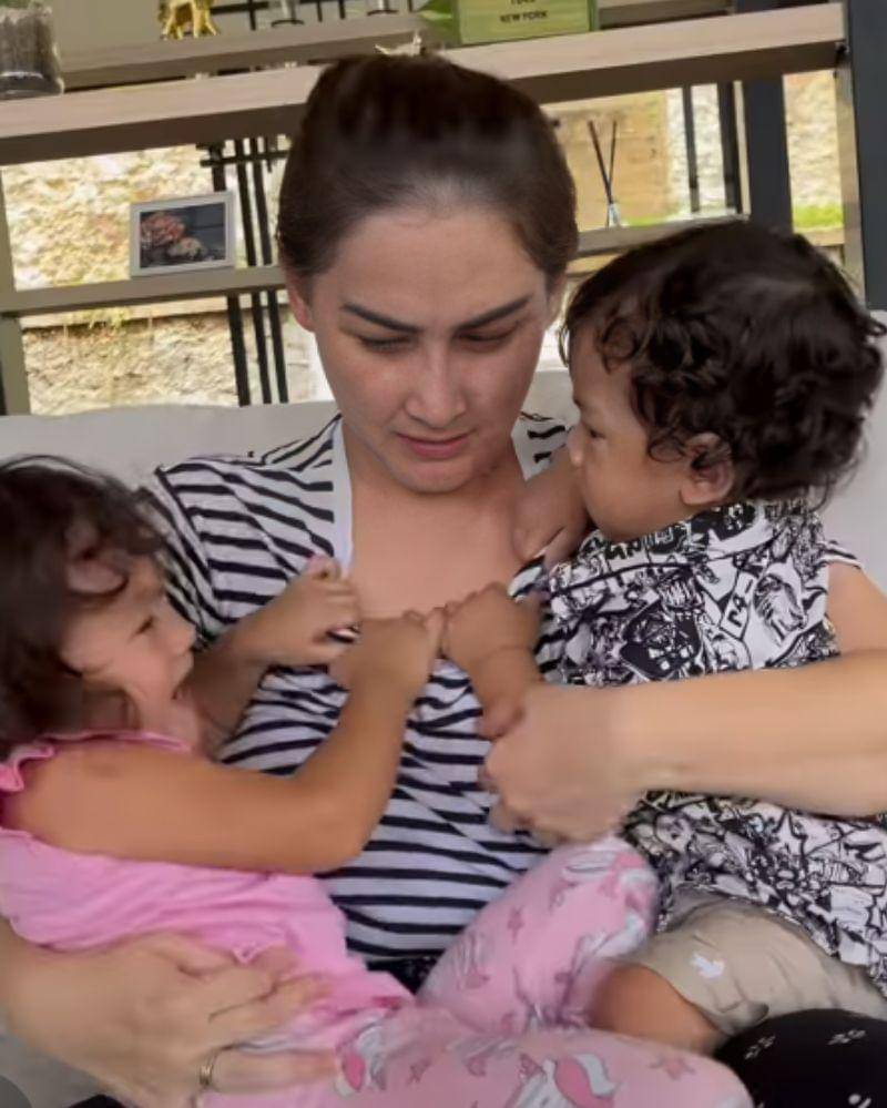 Instagram.com/monaratuliu